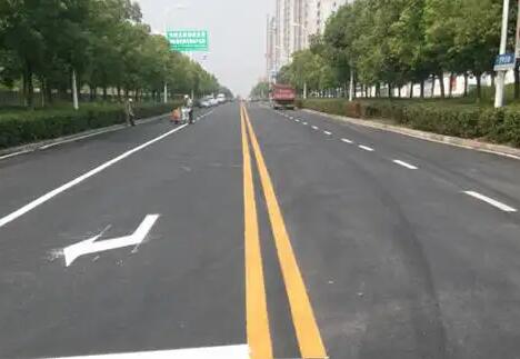 蘇州道路劃線的材料怎么樣選擇好的？